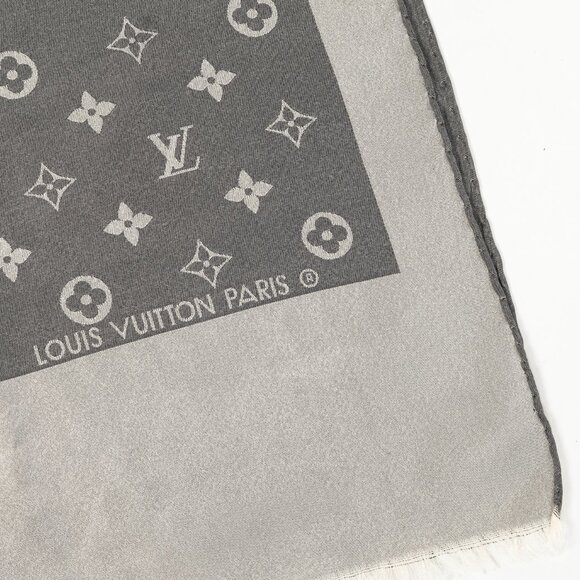 Louis Vuitton Capri Grey Silk Monogram Stole - Picture 3 of 5